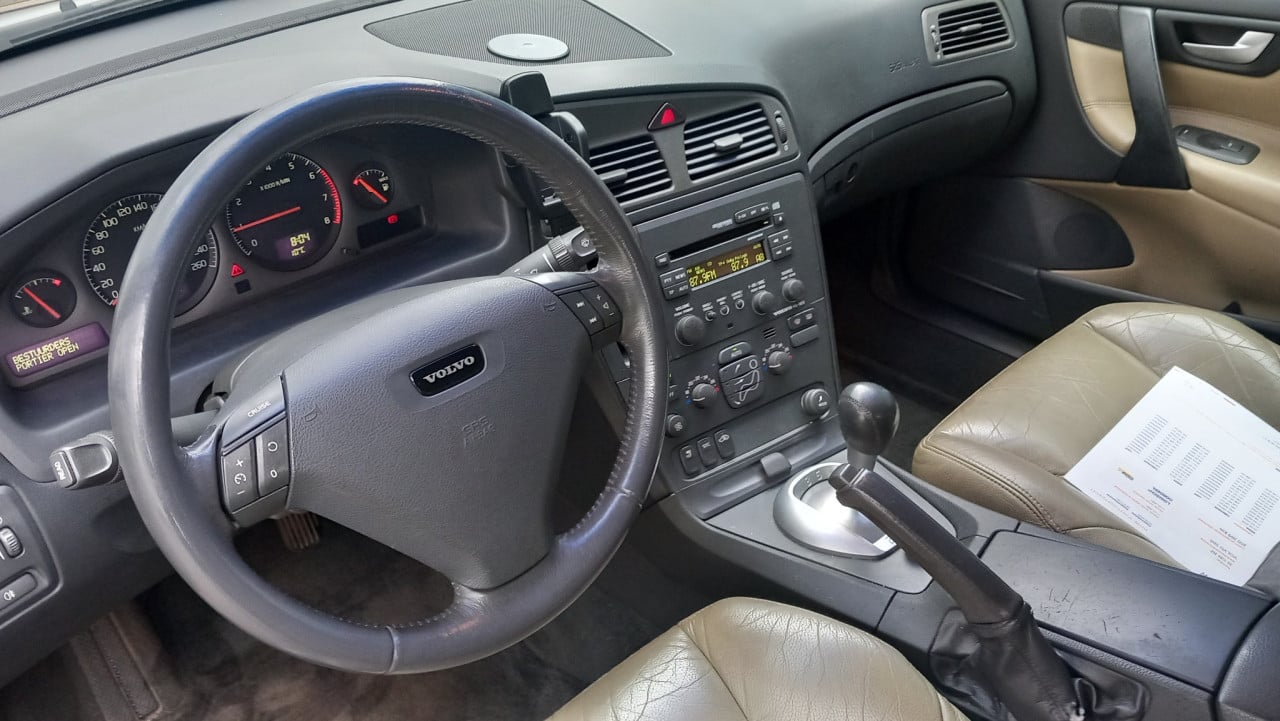Volvo S60 2.4 170 pk Edition bj:2001 airco lm-velgen i.z.g.st apk 2026 !!