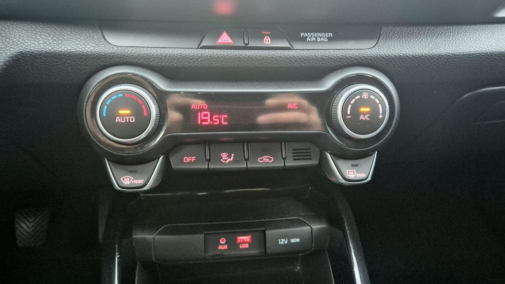 Kia Stonic 1.0 t-gdi dynamicplusline*clima*camera*navi*carplay*