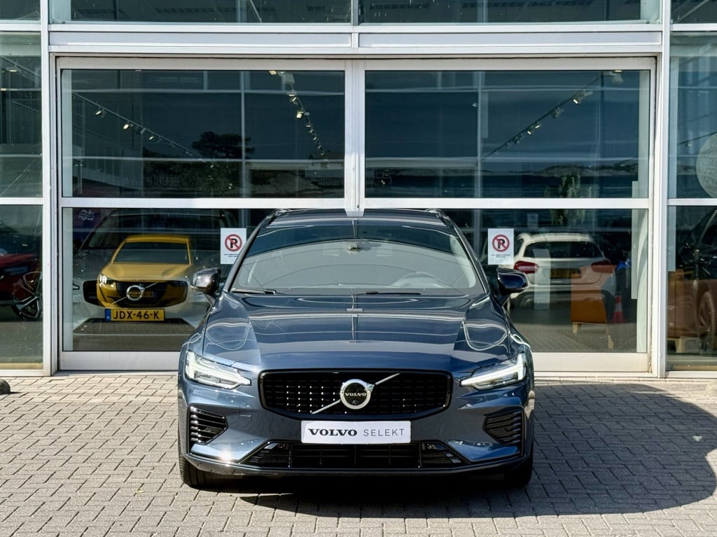 Volvo V60 t6 398pk recharge plus dark| adap.cruise| 360camera| trekaak