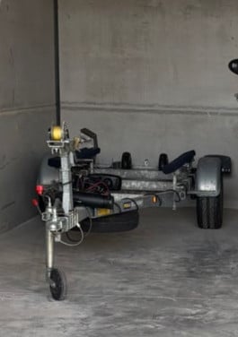 Trailer pega voor een boot van 4meter