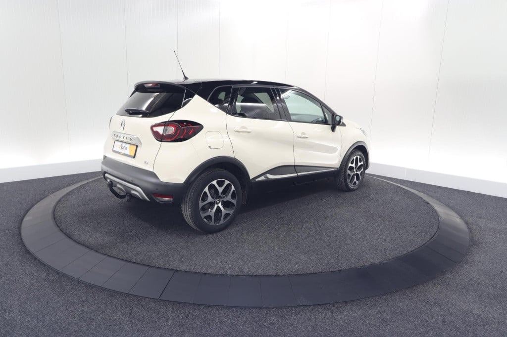 Renault Captur tce 90 intens | trekhaak | camera | navigatie | parkeersenso