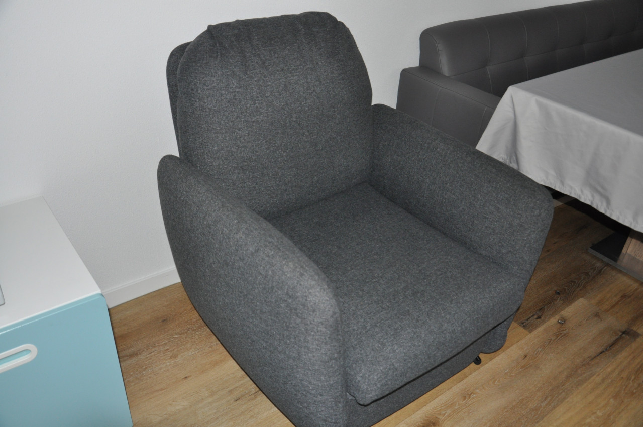 Te koop z.g.a.n.  relaxfauteuil