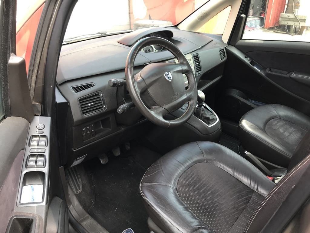 Lancia Musa 1.4-16v platino