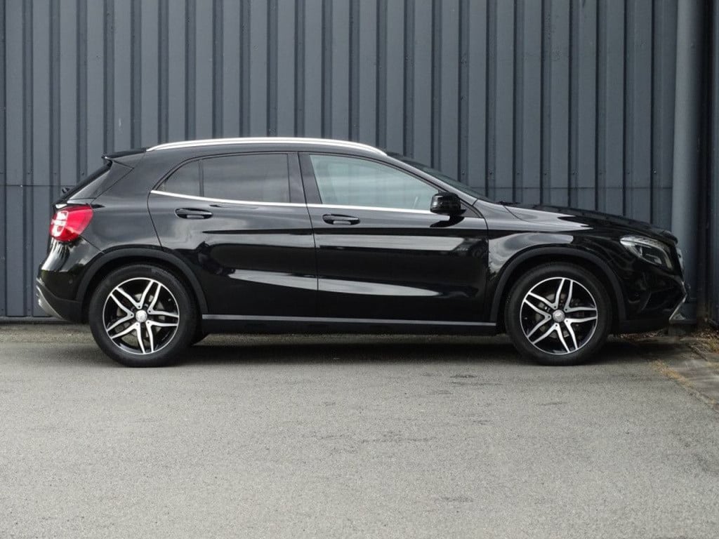 Mercedes-Benz Gla-klasse 200 prestige automaat | led | pano | el. koffer