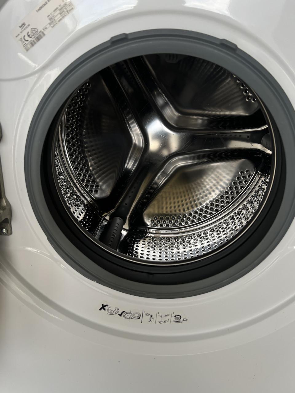 A+++ klasse Wasmachine Zo goed als nieuw 6 kg. 1400 toren