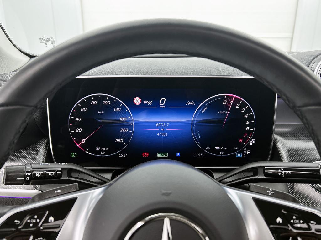 Mercedes-Benz Glc 300 e 4matic luxury plug-in hybride | avantgarde advanced