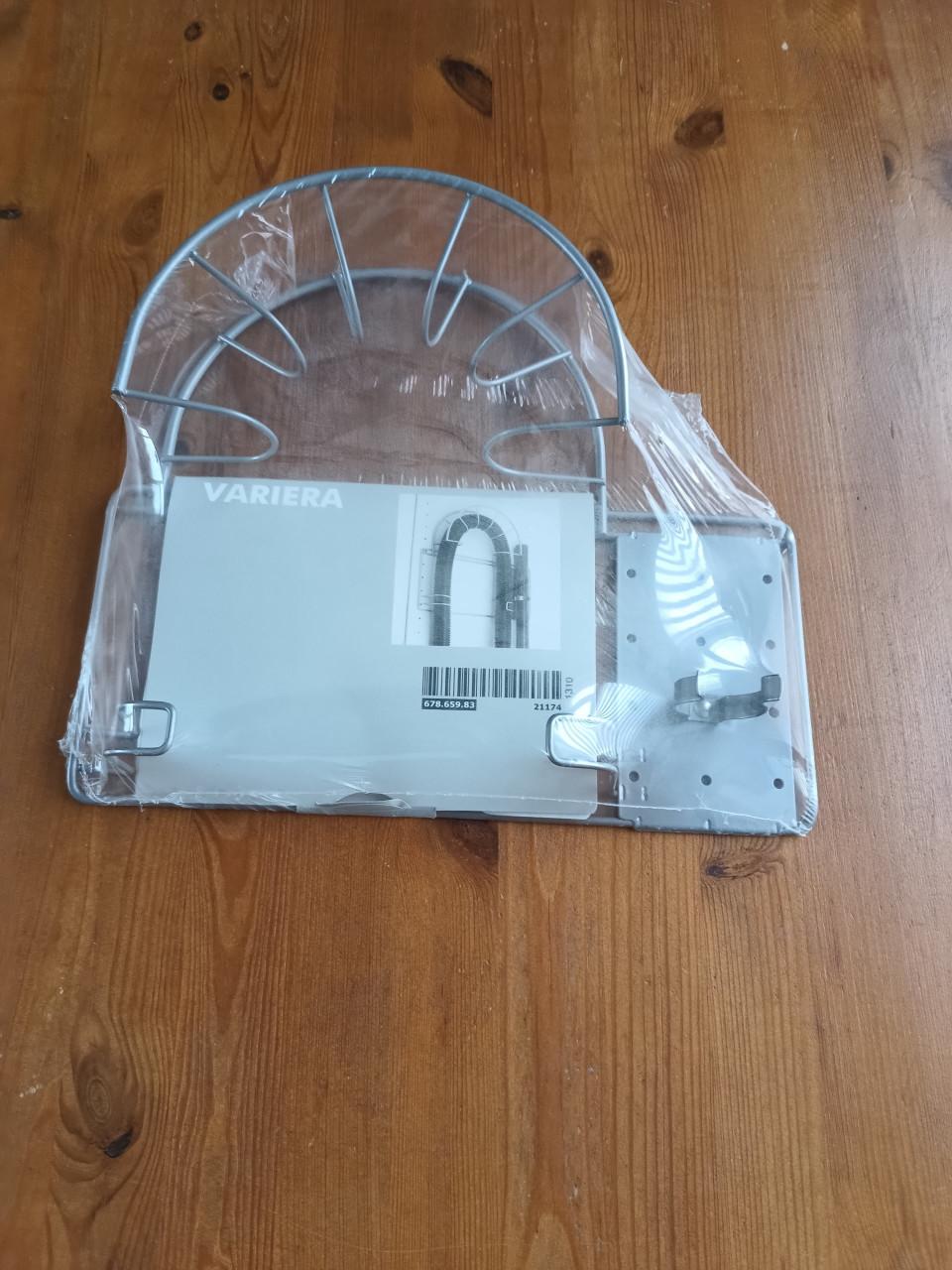 Ikea Variera wandhouder voor stofzuigerslang