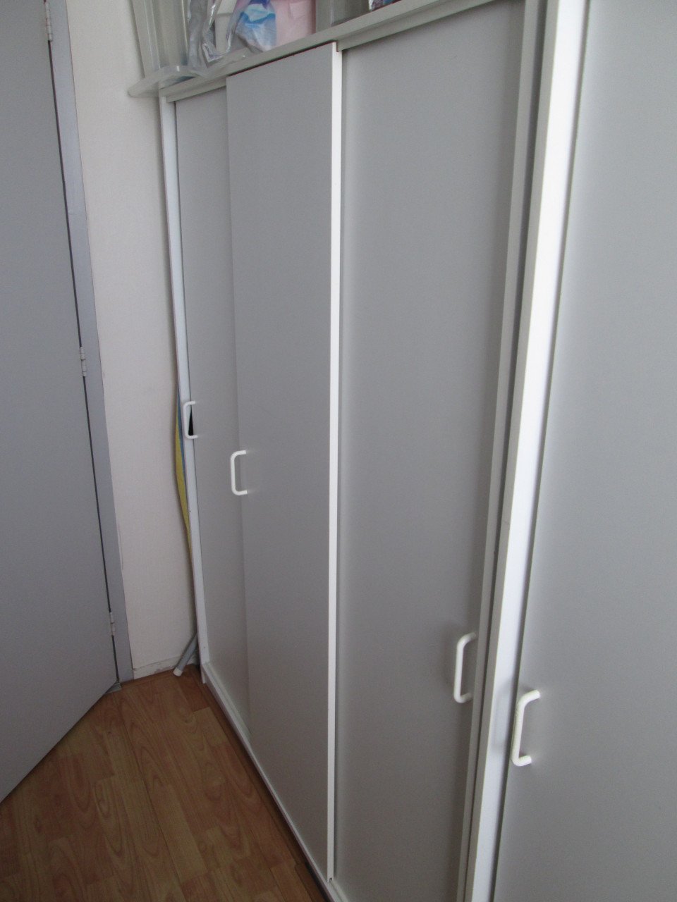 Schuifdeur hang/legkast  3 deurs