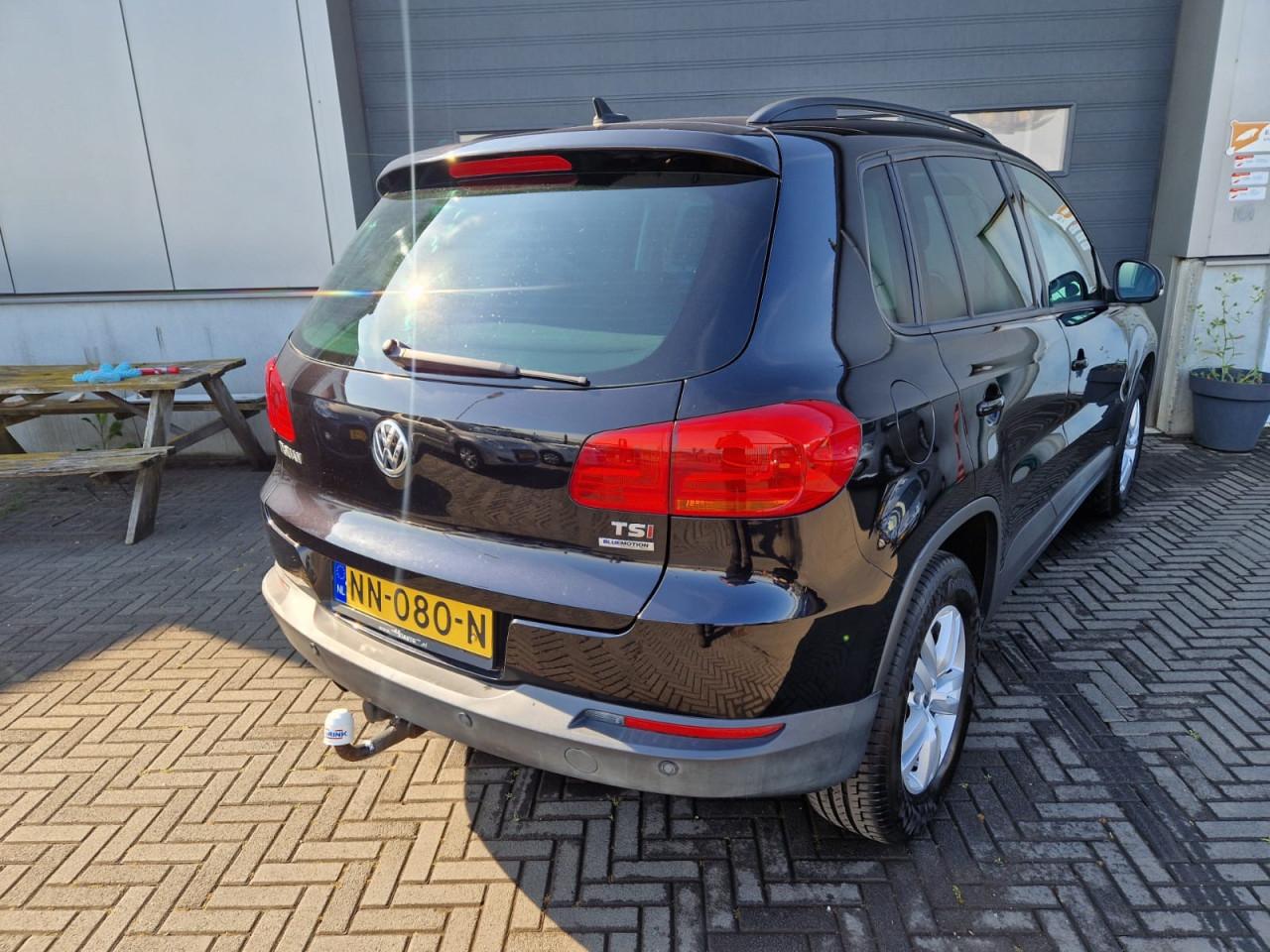 TE KOOP VOLKSWAGEN TIGUAN 1.4 TSI R-LINE EURO 5 MET TREKHAAK