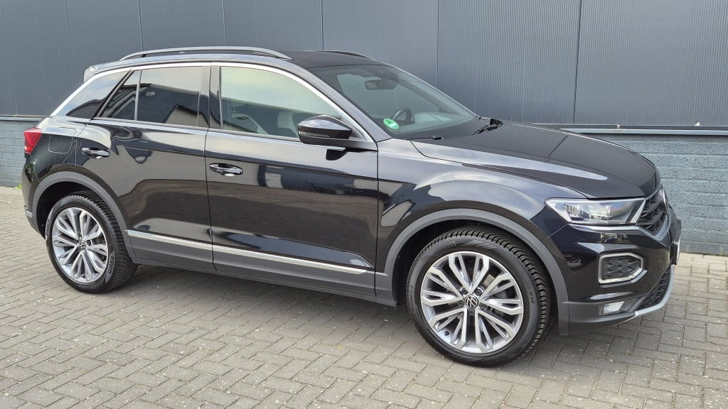 Volkswagen T-roc 1.5 tsi sport*navi*clima*led*lane ass*vitrual*18 inch*auto