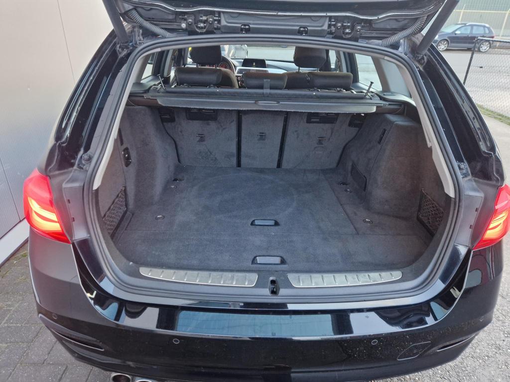 BMW 3-serie touring 320i corporate lease