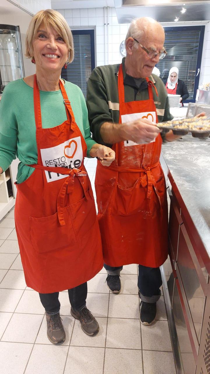 Resto VanHarte zoekt vrijwillig keukenpersoneel en gastvrouwen/heren