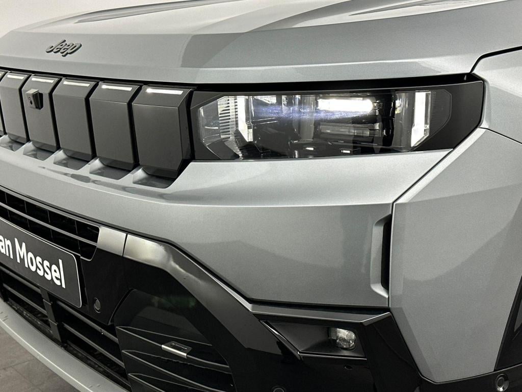 Jeep Compass 1.2 e-hybrid first edition | 360 graden camera | stoelmassage 