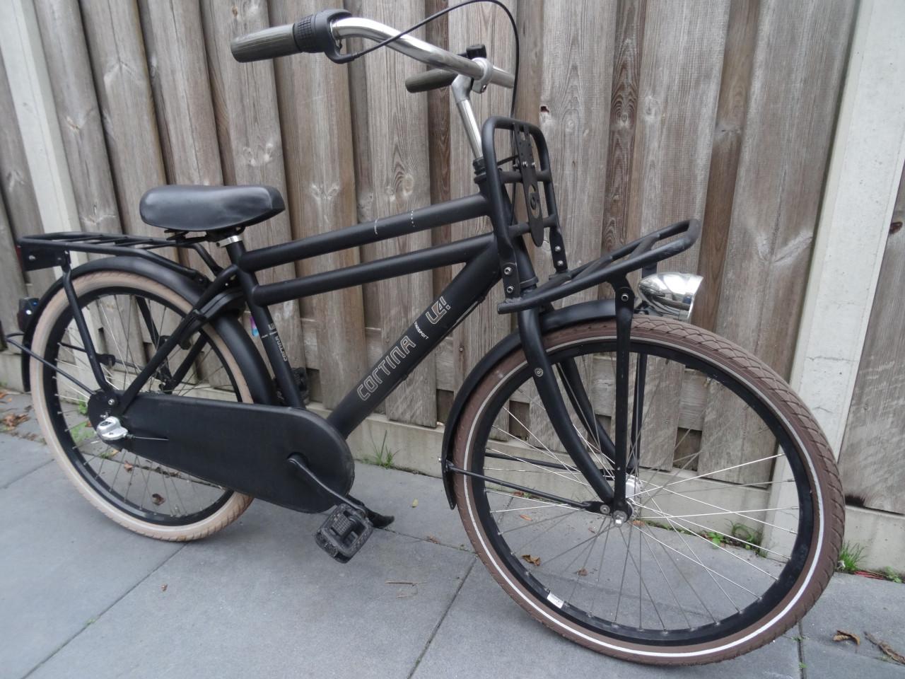 Cortina U4 24 inch jongensfiets – 3 versnellingen – transportfiets