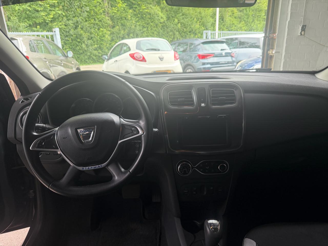Dacia Sandero 0.9 TCE Stepway | Apk | Nap | Airco | Lage km | Automaat