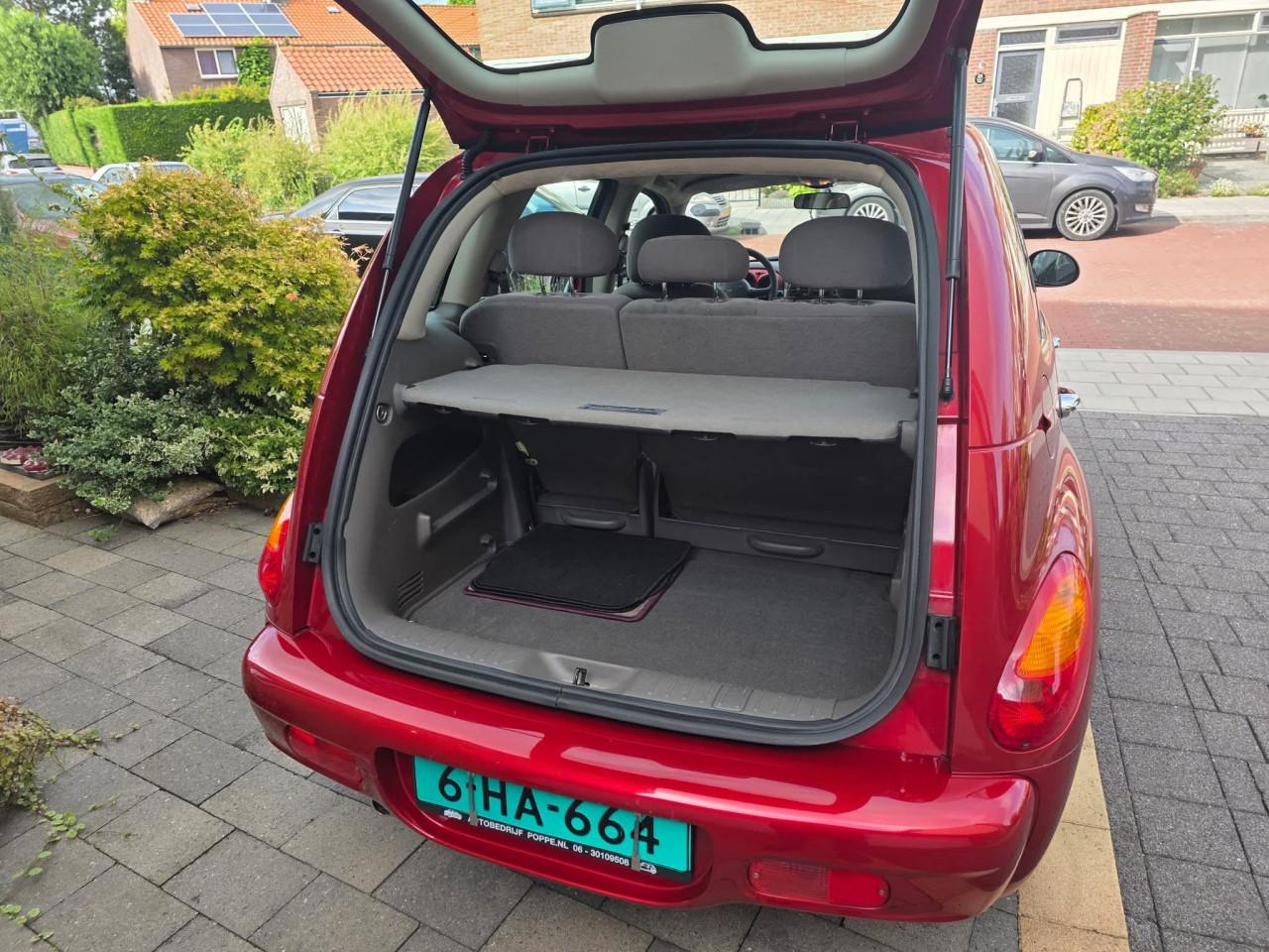Auto Garant Biedt Aan: Chrysler PT Cruiser 2.0i limited edition