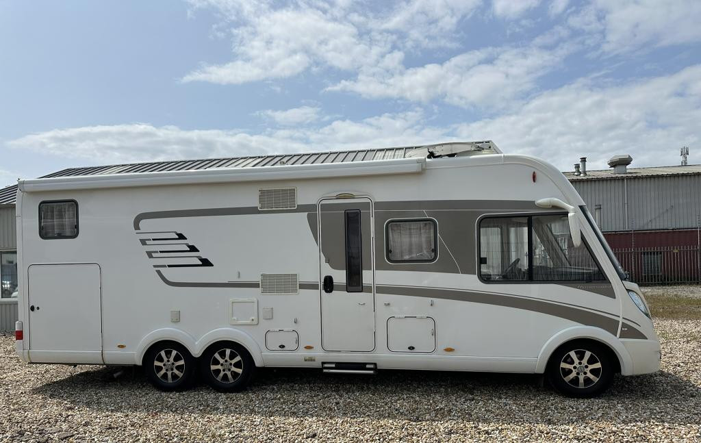 Hymer Onbekend b 778 sl c1 rijbewijs | jaar apk | jaar bovag | afleverbeurt