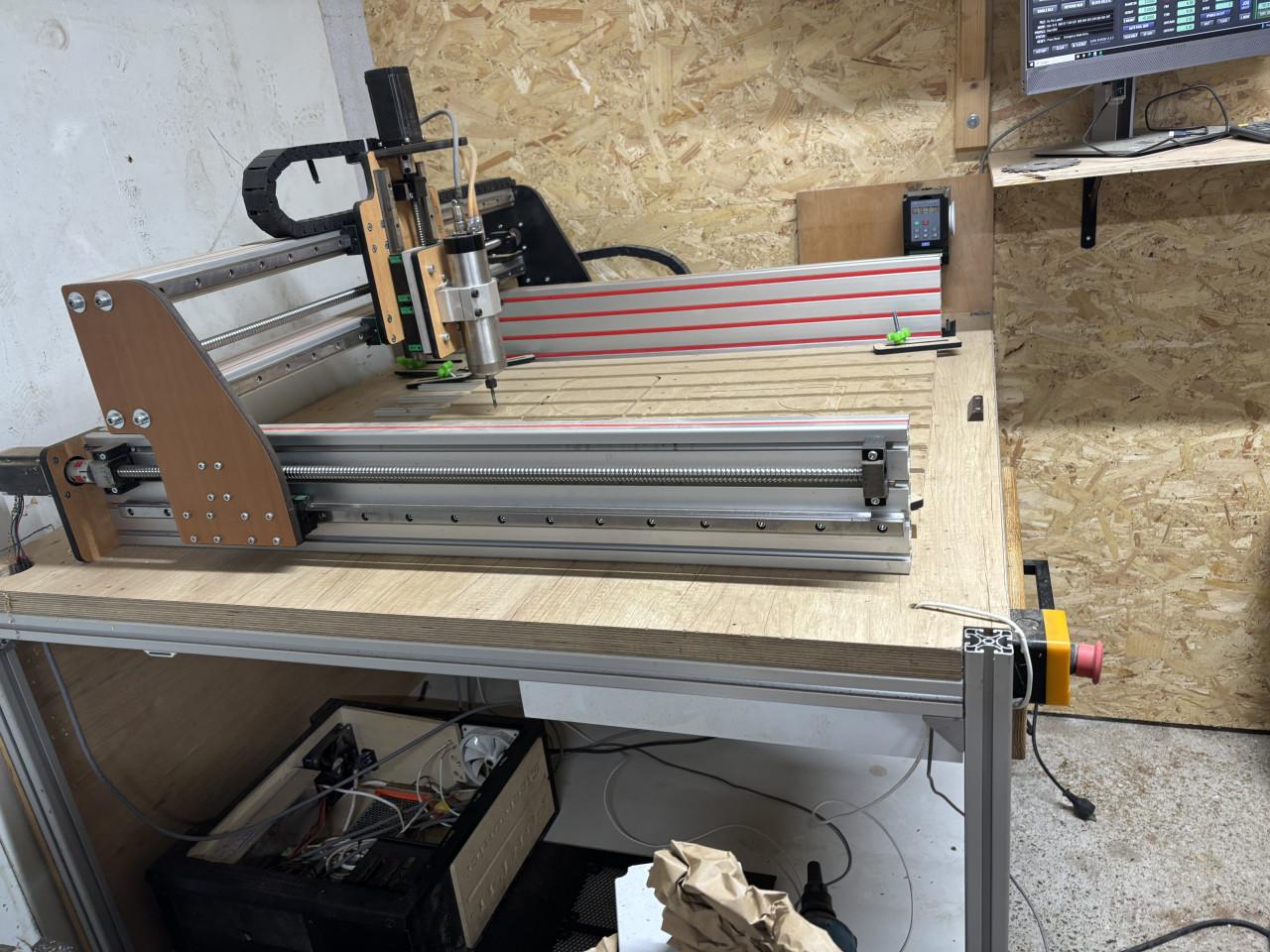 CNC frees werkgebied 60x90cm, 1,5kw spindel, Nema 23