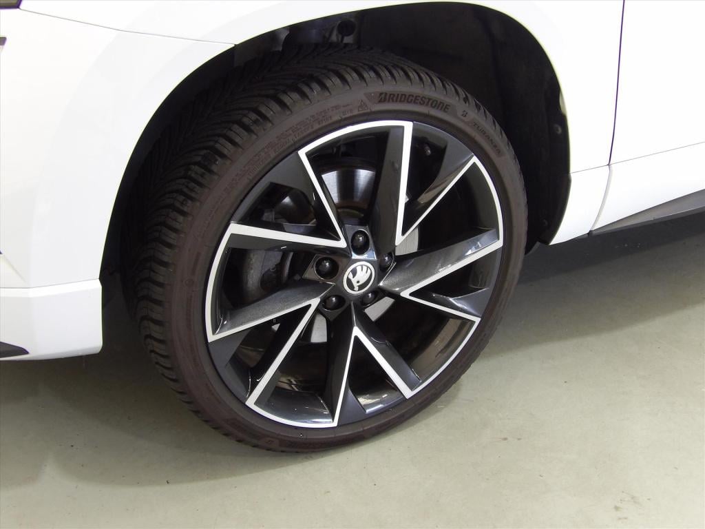 Skoda Karoq 1.5 tsi act greentech 150pk dsg-7 sportline business