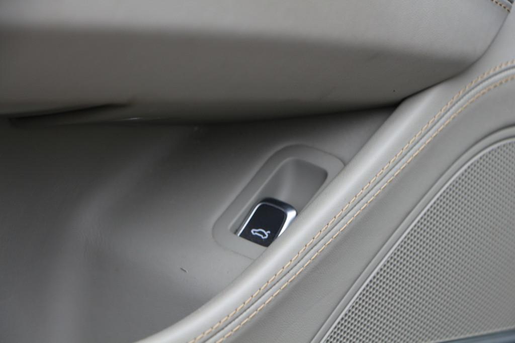 Audi S8 4.0 tfsi s8 plus quattro *keramisch *design selection