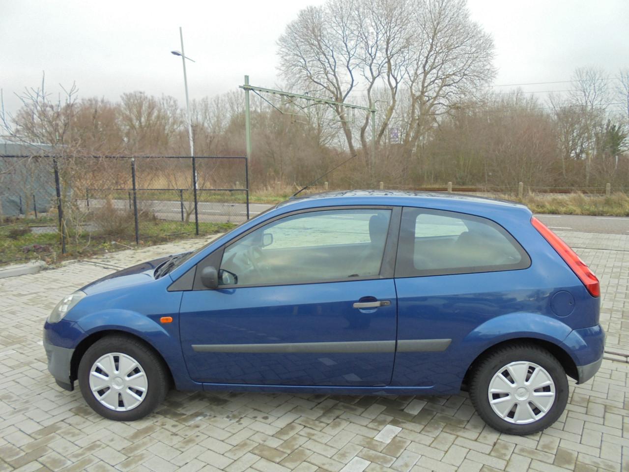 Ford Fiesta 1.3  Futura leuke goede auto apk juni 2026 € 895