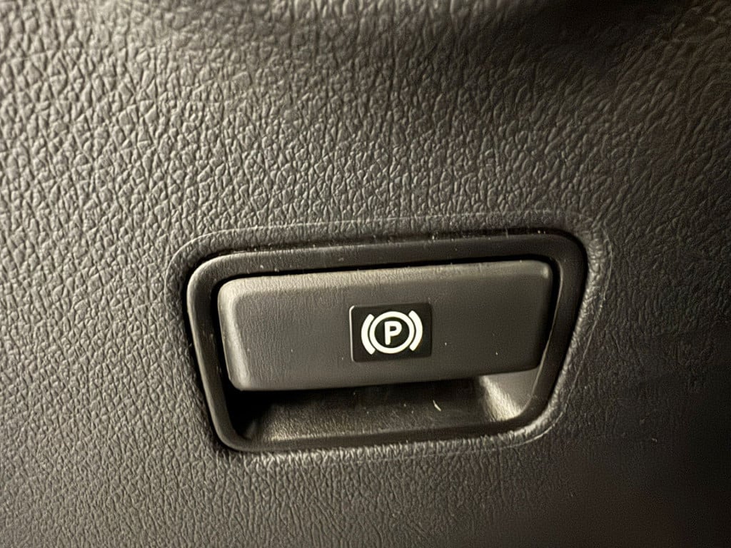 Mercedes-Benz Evito evito lang 41 kwh