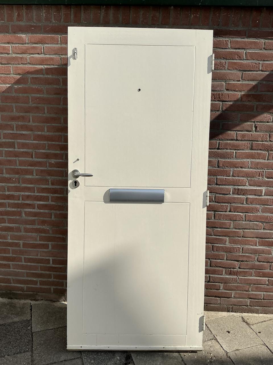 Voordeur (B)