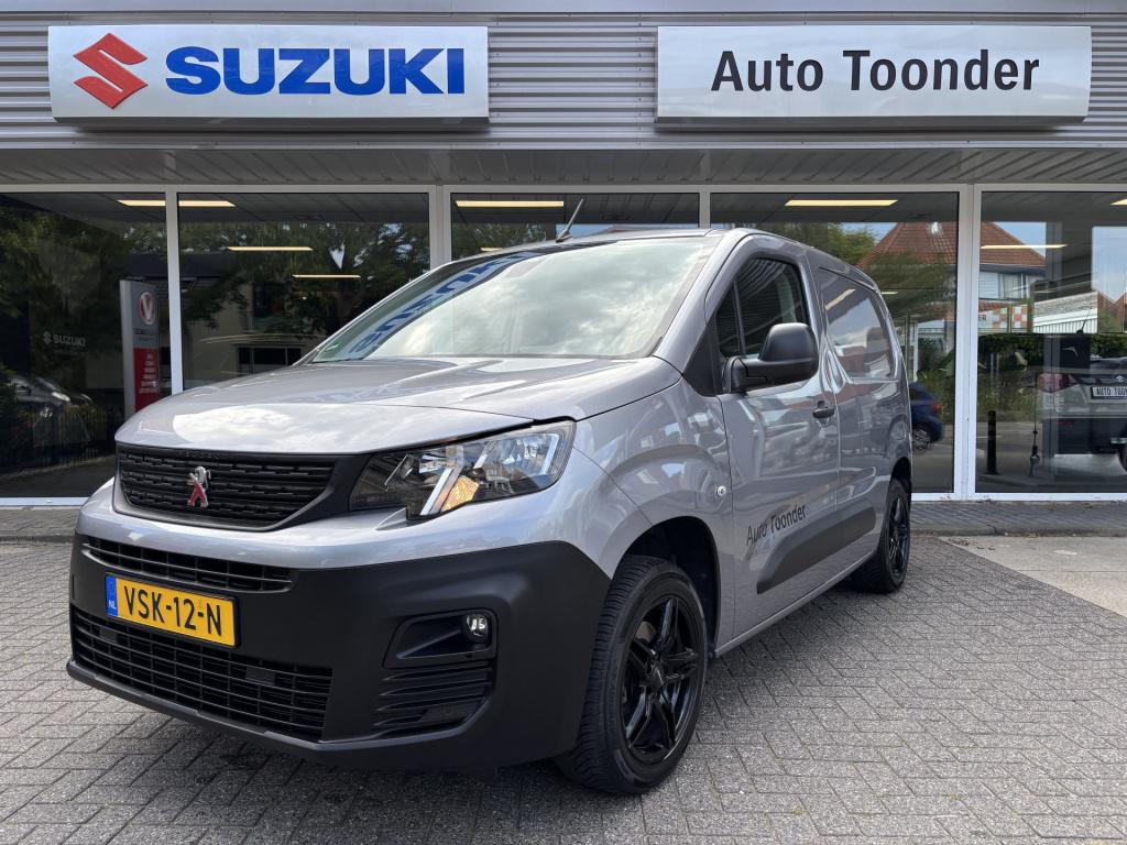 Peugeot Partner 1.5 bluehdi 100 s&s l1 / trekhaak / navigatie / parkeersens
