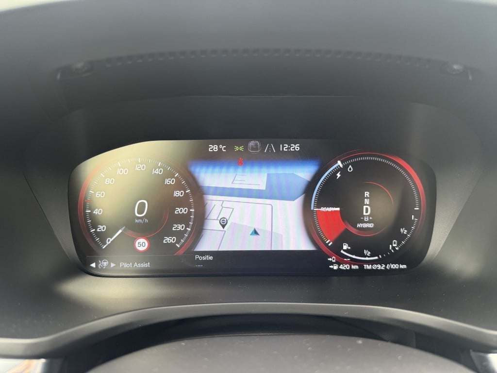 Volvo V60 t6 340pk recharge r-design| panodak| adap.cruise| 360camera| tre