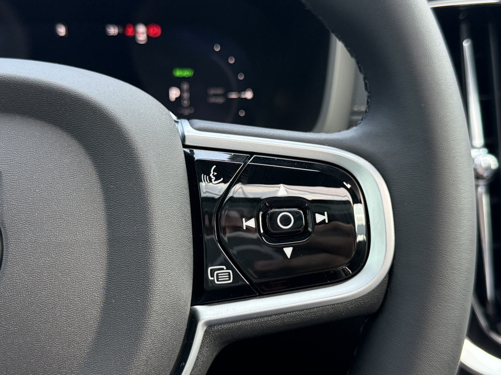 Volvo V60 t6 awd gt ultra dark