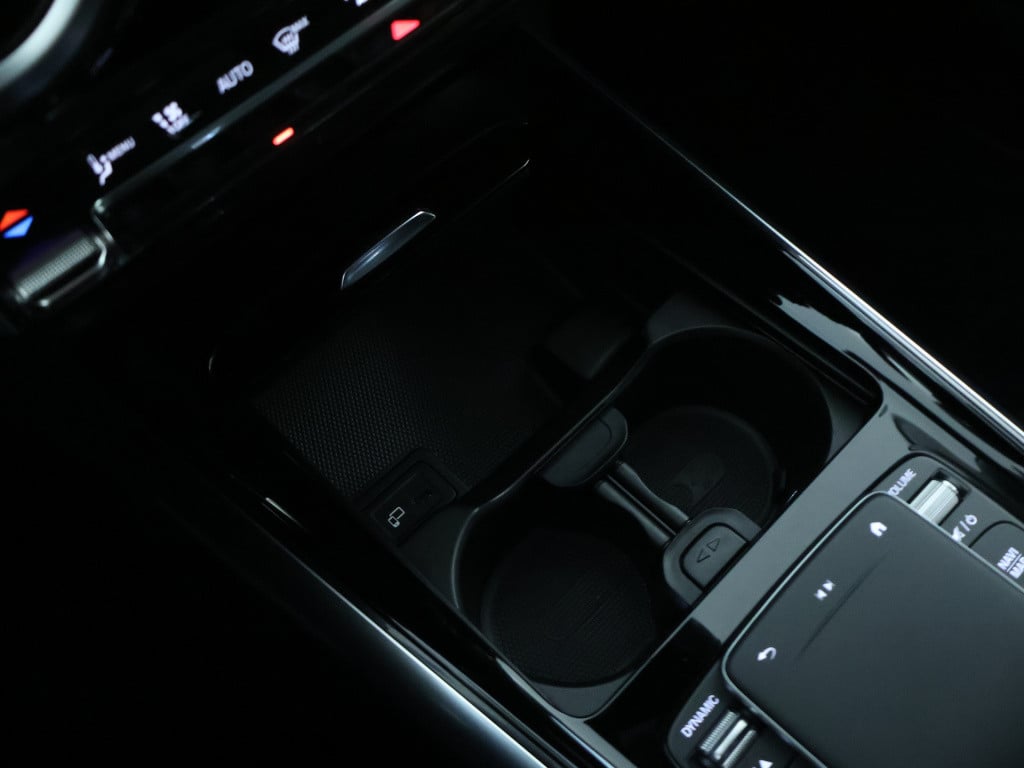 Mercedes-Benz Gla-klasse 250 e plug-in hybride | trekhaak | apple carplay/a