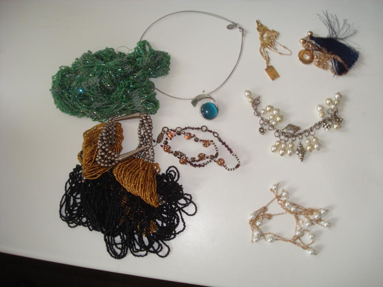 Sieraden kettingen armbanden