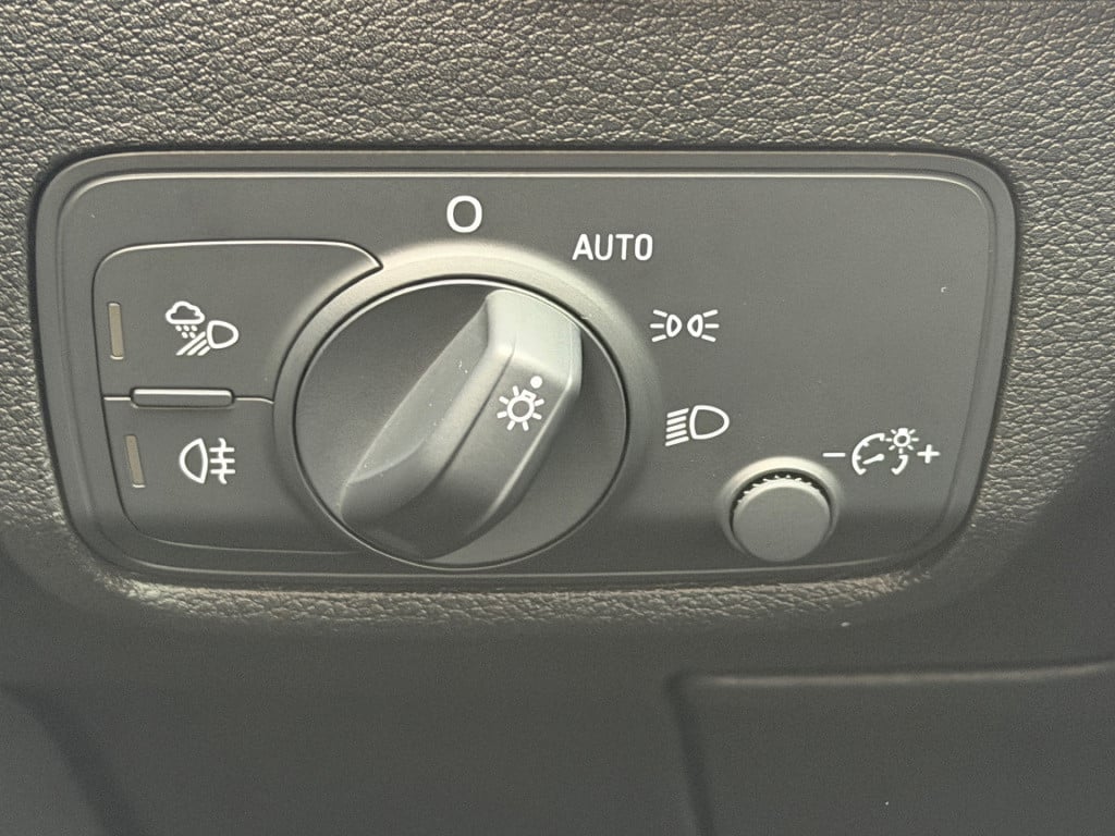 Audi Q2 35 tfsi 150pk s-tronic advanced | keyless | camera | carplay | elek