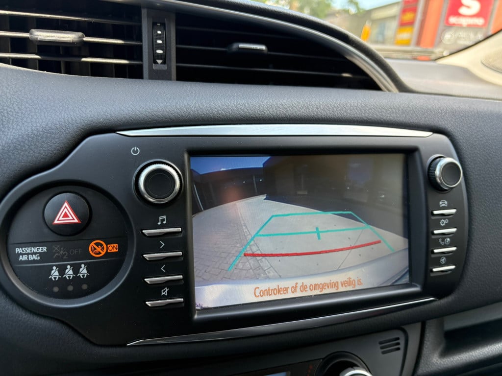 Toyota Yaris 1.5 hybrid dynamic
