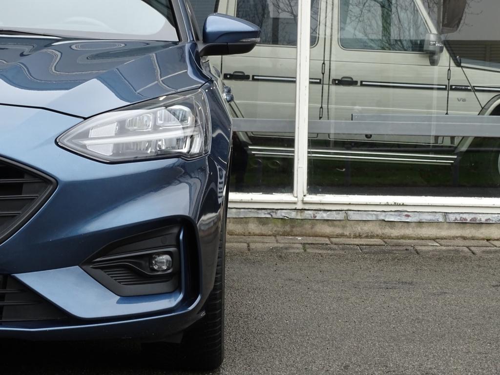 Ford Focus wagon 1.0 ecoboost st line business | led | camera | apple carpl