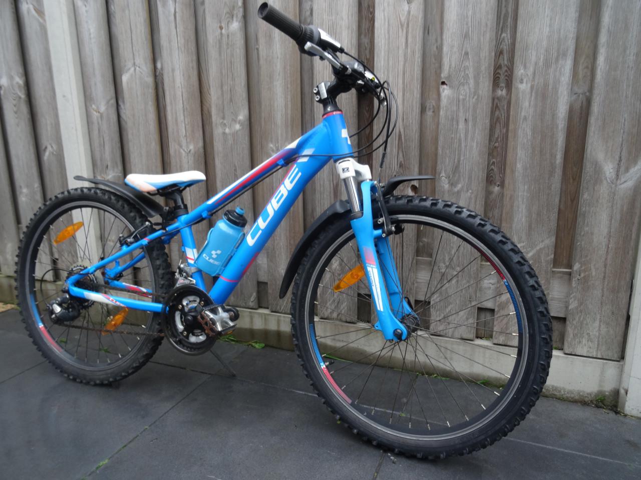Cube 24ā³ kinder/jeugd mountainbike ā 21 versnellingen