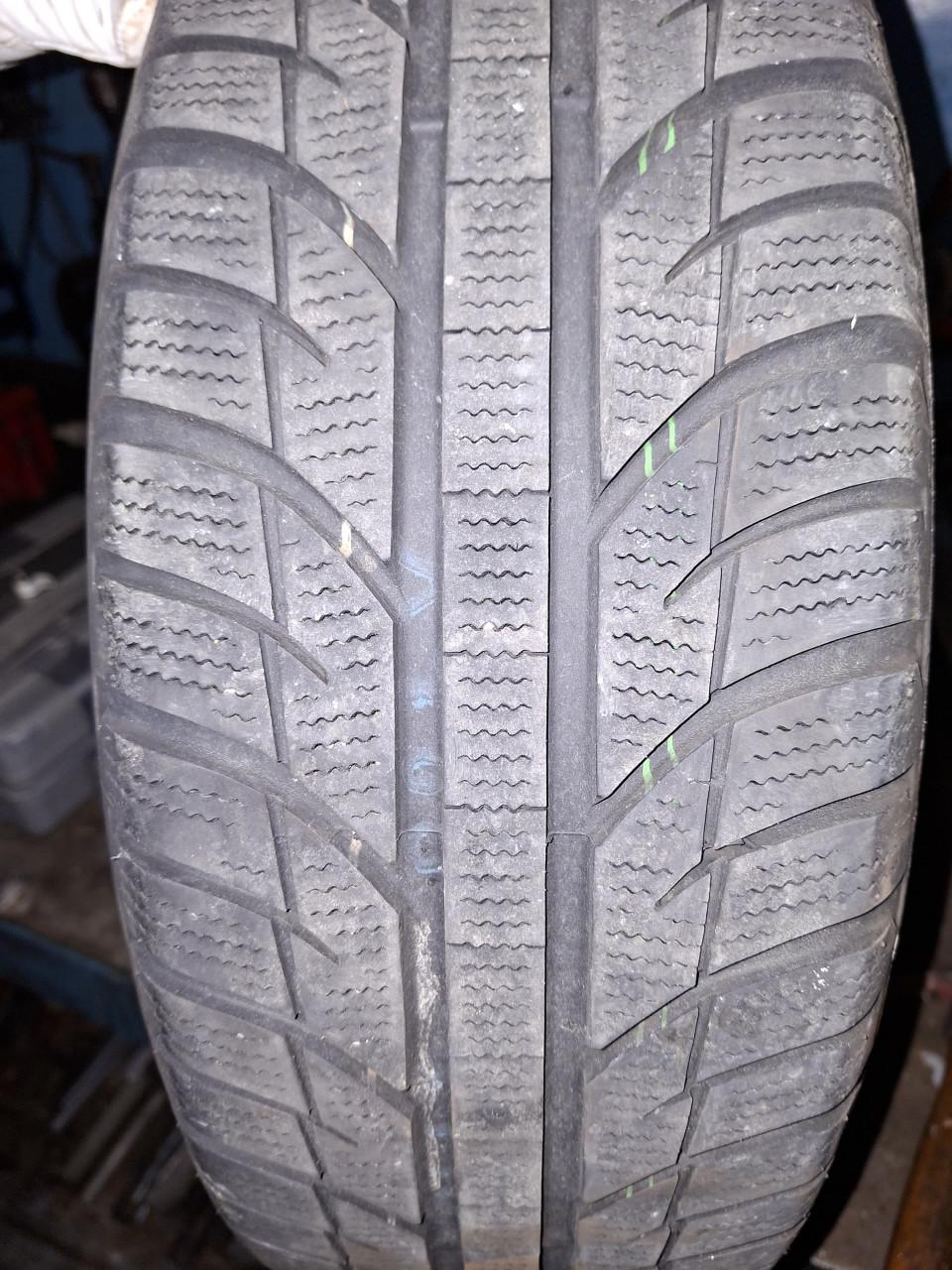Aluminium velgen met winterbanden