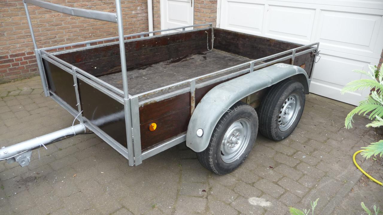 TE KOOP ONGEREMDE TANDEMASSER AANHANGER