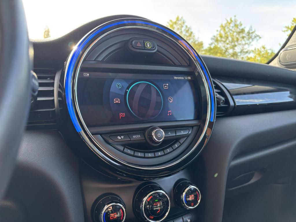 Mini Electric yours 33 kwh