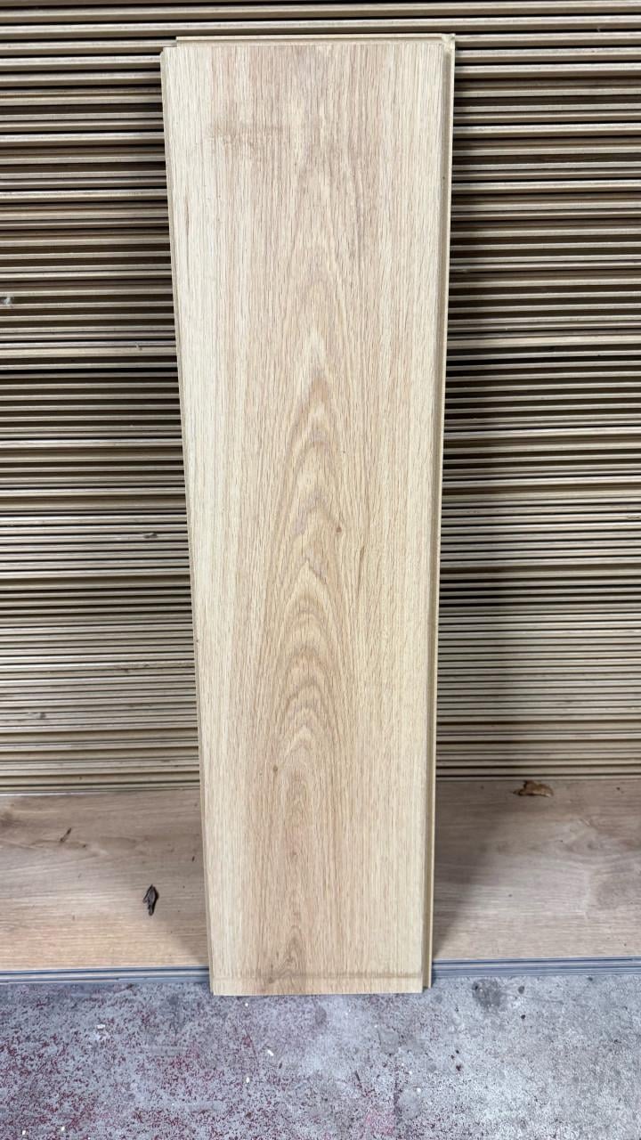 Laminaat vloer +\- 20m2