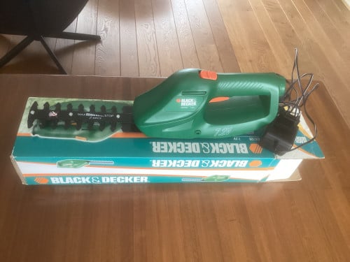 Snoeimachine type Black en decker