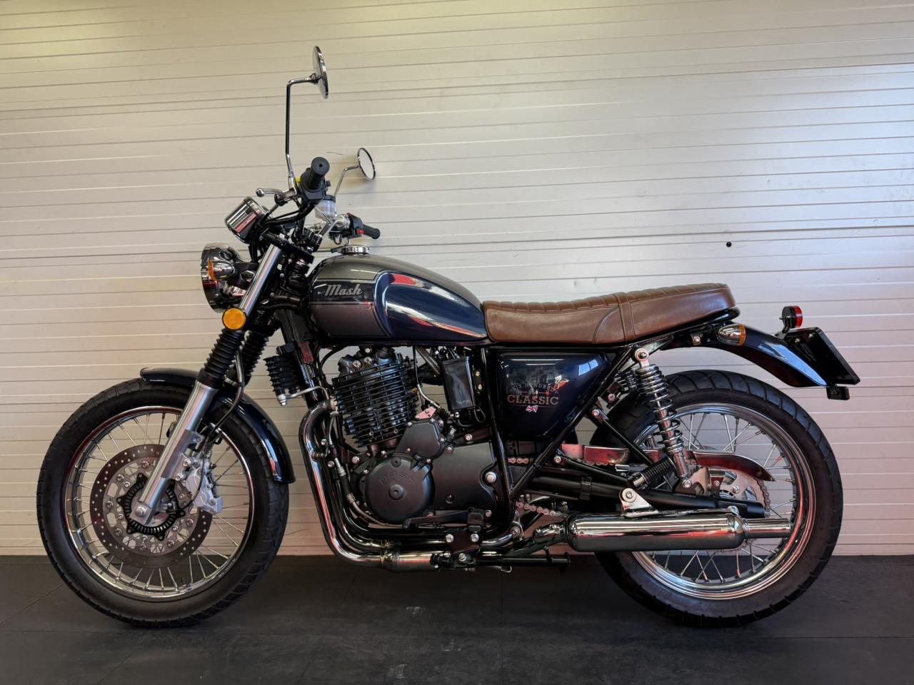 Leuke en jonge Mash Six Hundred 650 slechts 800km oud!