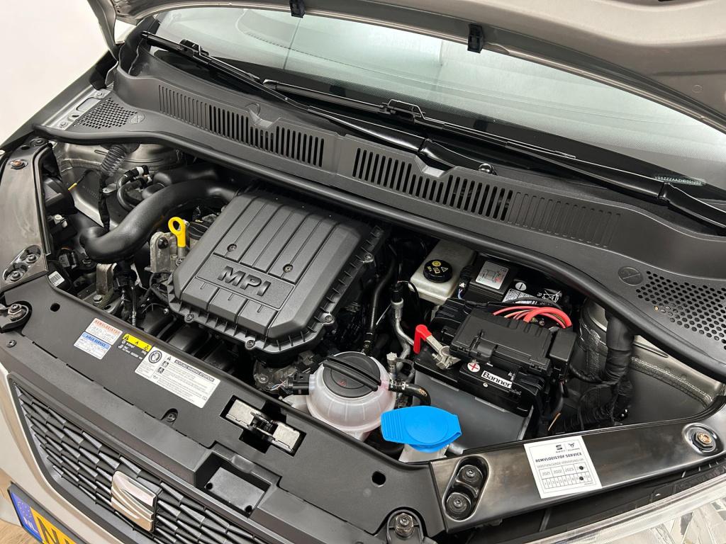 Seat Mii occasion 1.0 sport connect | grijs | tweedehands seat mii | airco 