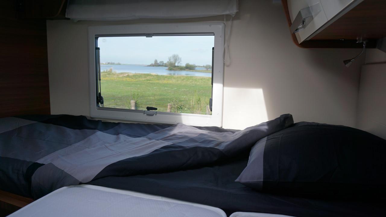 ELNAGH 573 tot 5 persoonscamper