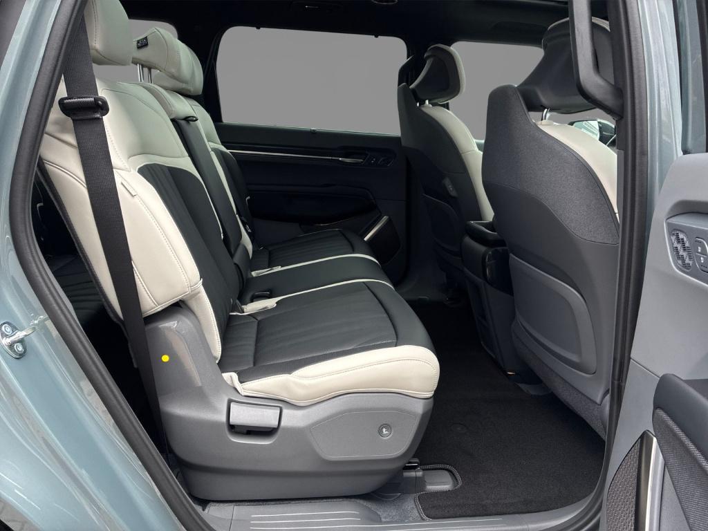 Kia Ev9 gt-line awd 99.8 kwh | premium audio | 7 zits | schuif kantel dak |