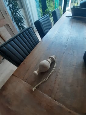 Houten klos geen koeriersdiensten