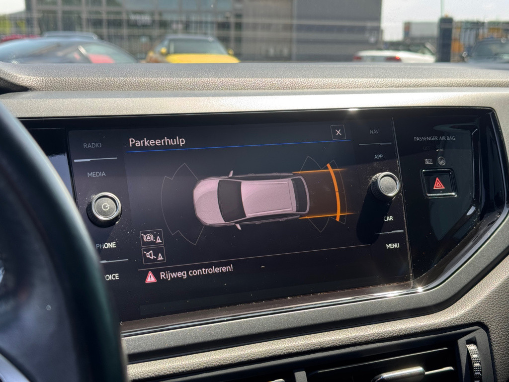 Volkswagen Taigo 1.5 tsi r-line * panoramadak * virtual cockpit * led * 18 