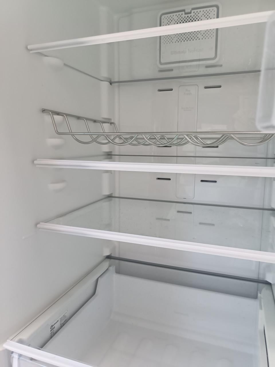 Bauknecht vrijstaande Koel-vriescombinatie No-Frost RVS-look