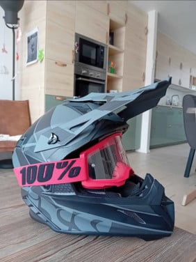 Helm ixs cross