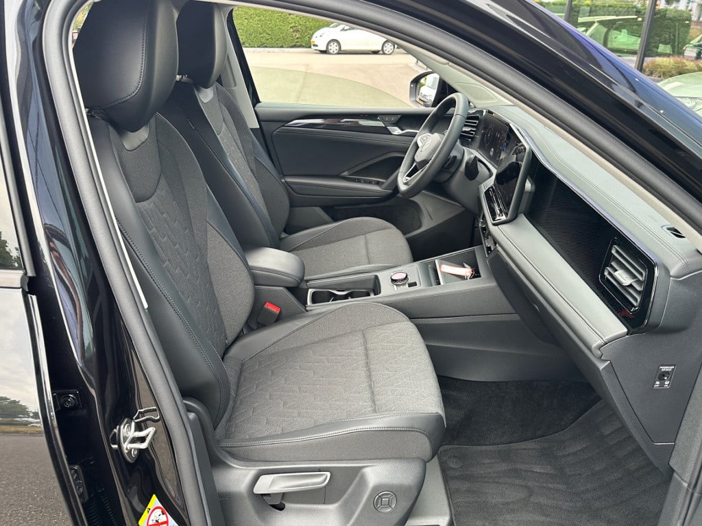 Volkswagen Tiguan 1.5 etsi life | trekhaak | camera | trekhaak | dode hoek 